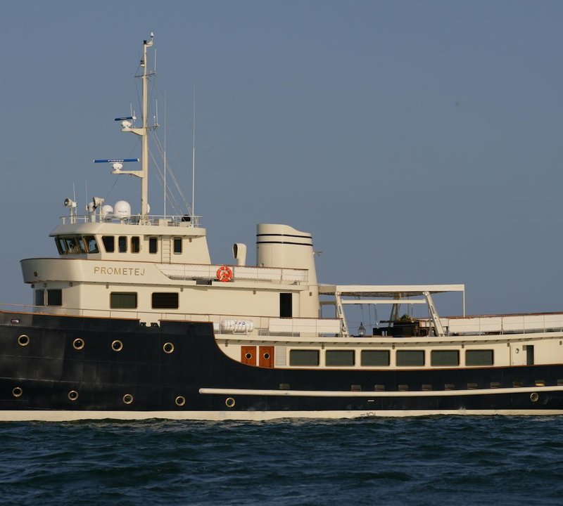 motor yacht prometej